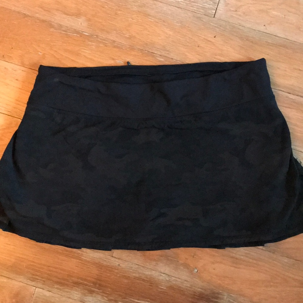 Lululemon pace setter skirt size 8